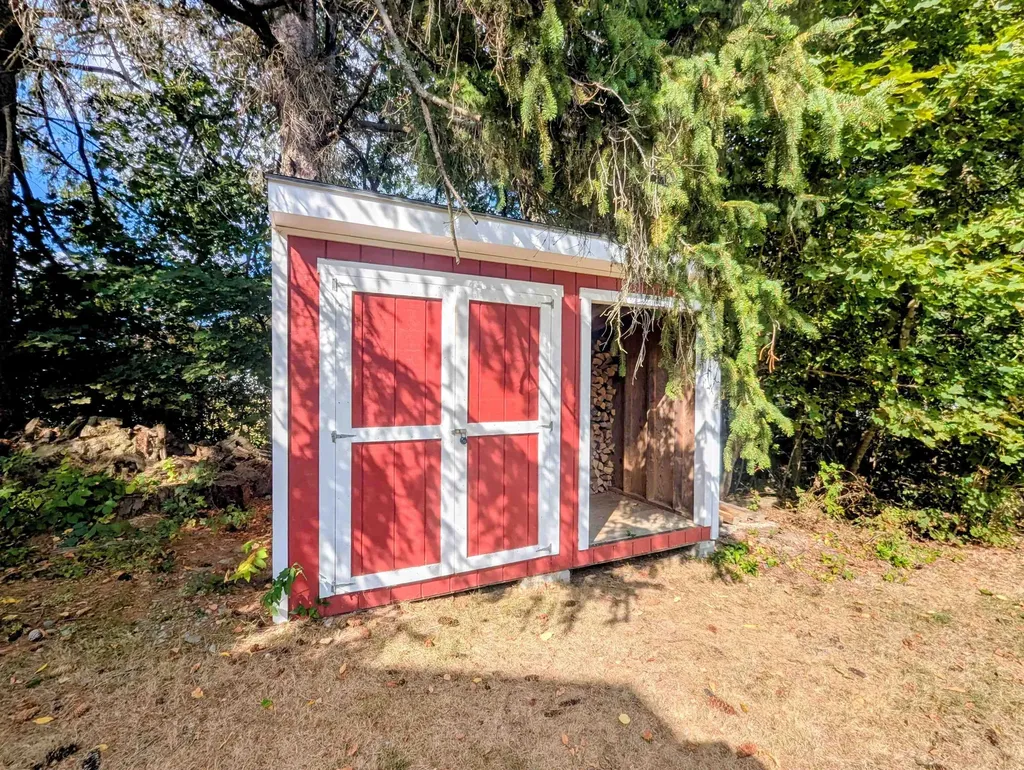 46 Ridge Avenue Claremont NH 03743