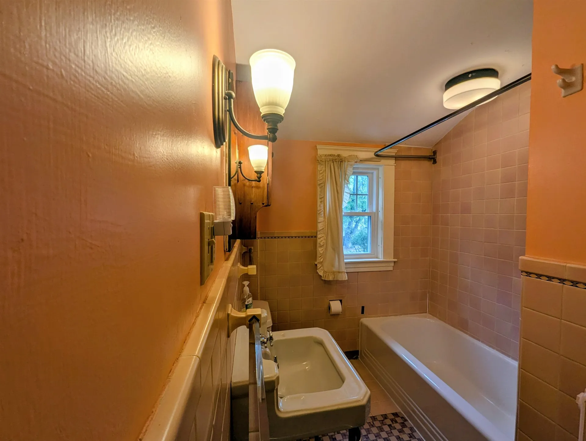 46 Ridge Avenue Claremont NH 03743