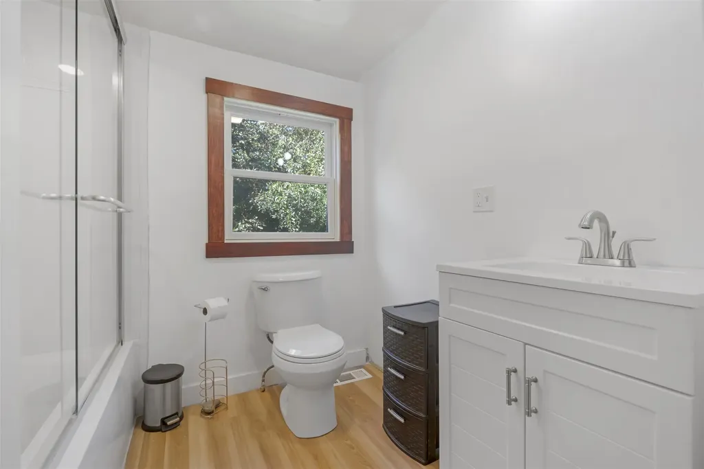 93 Old Dover Point Road Dover NH 03820