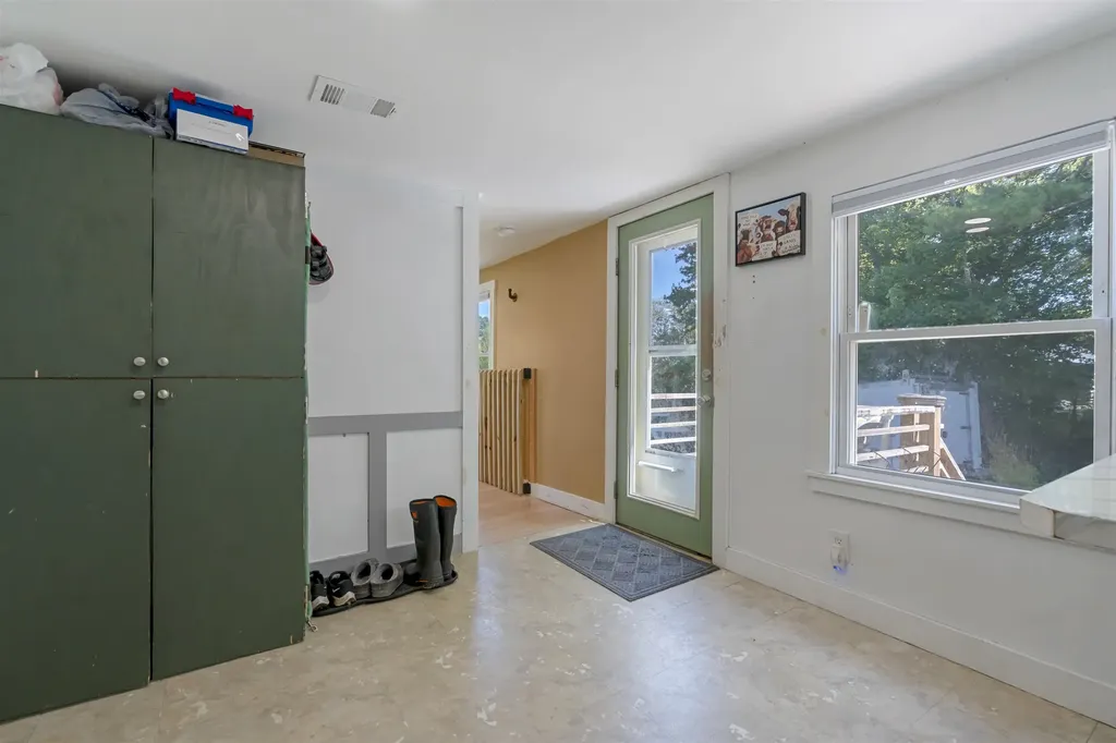 93 Old Dover Point Road Dover NH 03820