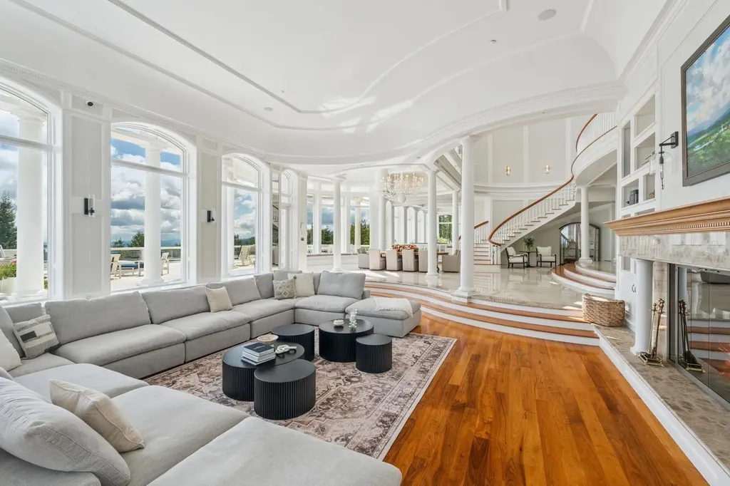 189 Upper Springs Road Stowe VT 05672