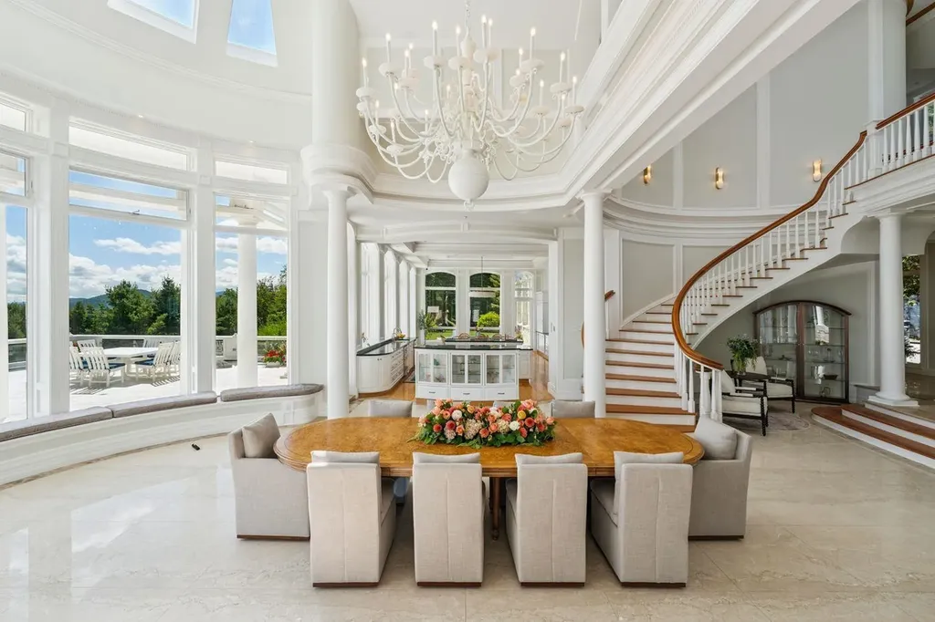 189 Upper Springs Road Stowe VT 05672