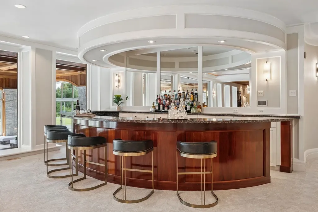 189 Upper Springs Road Stowe VT 05672