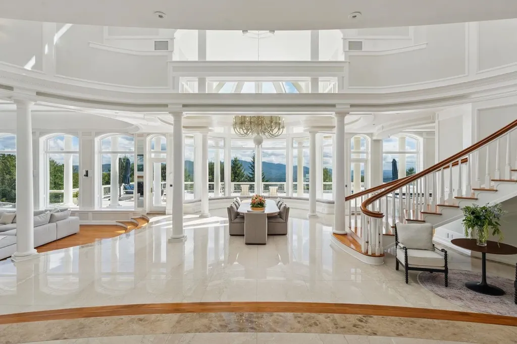 189 Upper Springs Road Stowe VT 05672