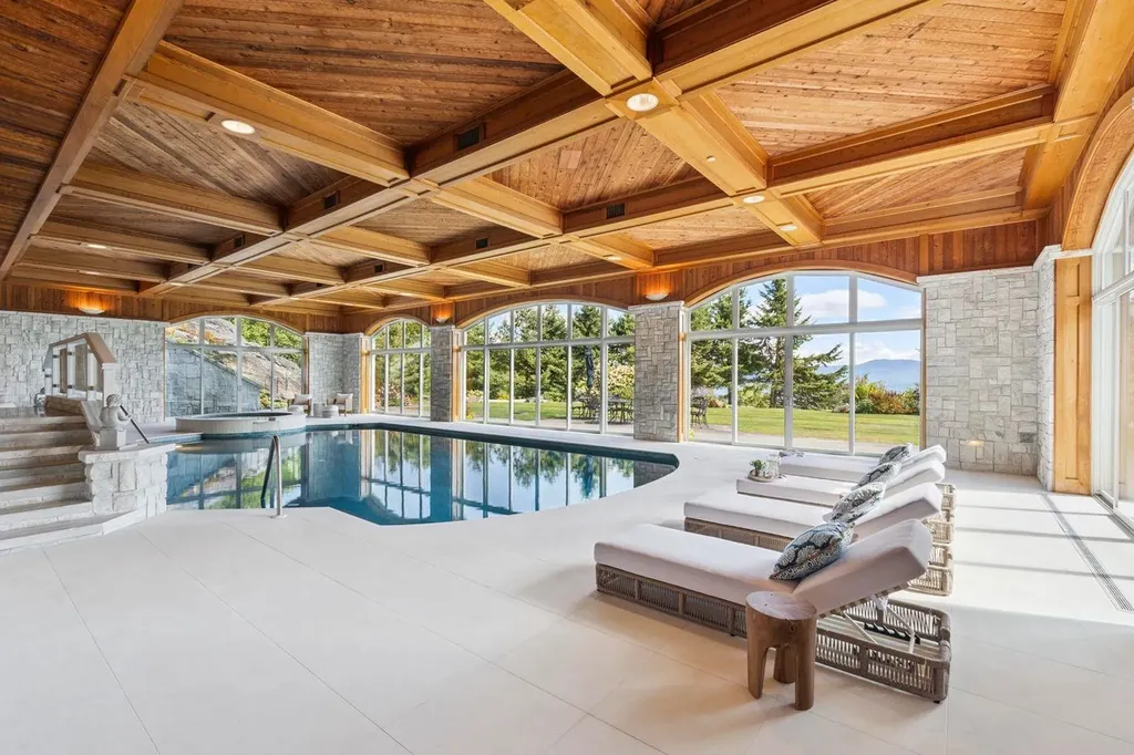 189 Upper Springs Road Stowe VT 05672