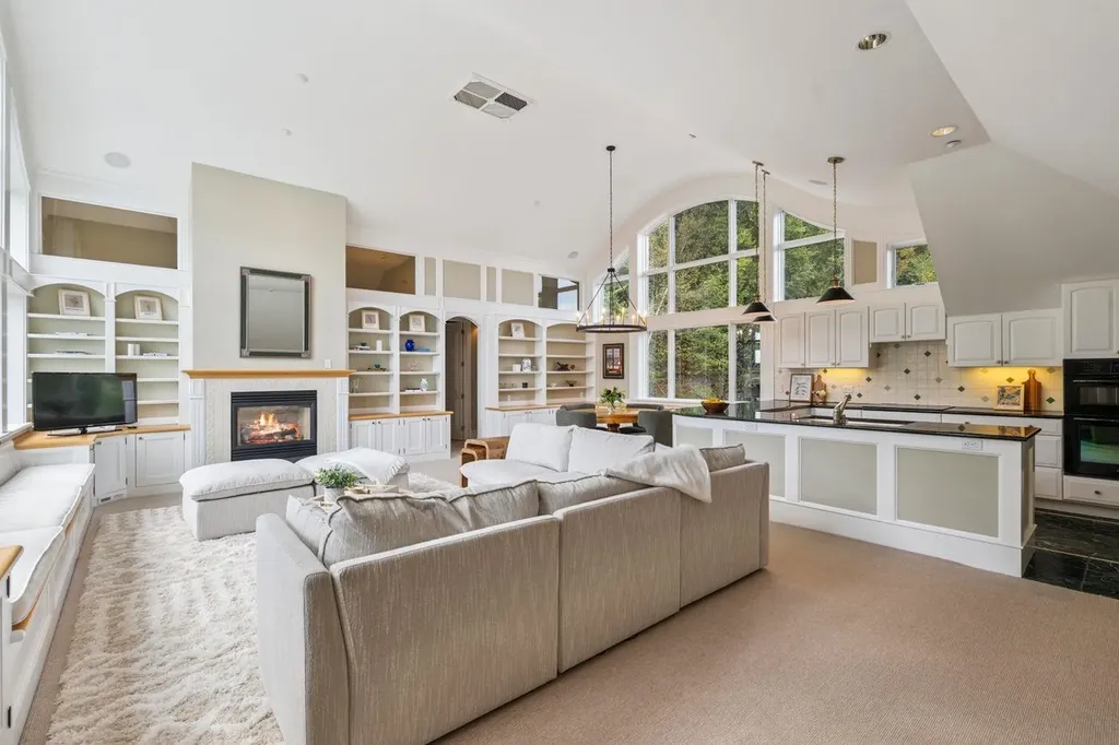 189 Upper Springs Road Stowe VT 05672