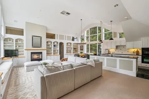 189 Upper Springs Road Stowe VT 05672