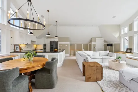 189 Upper Springs Road Stowe VT 05672