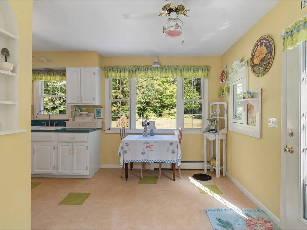 495 Browns Trace Jericho VT 05465