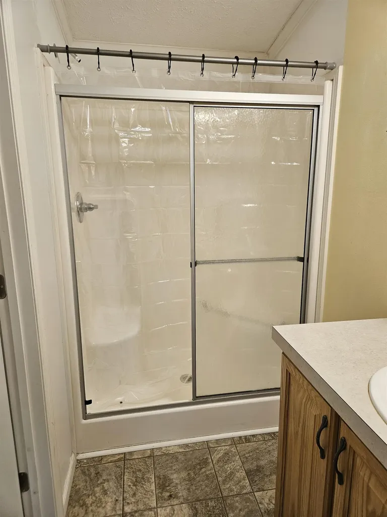 21 Brandon Place Claremont NH 03743