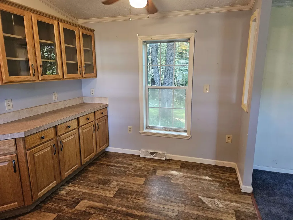 21 Brandon Place Claremont NH 03743