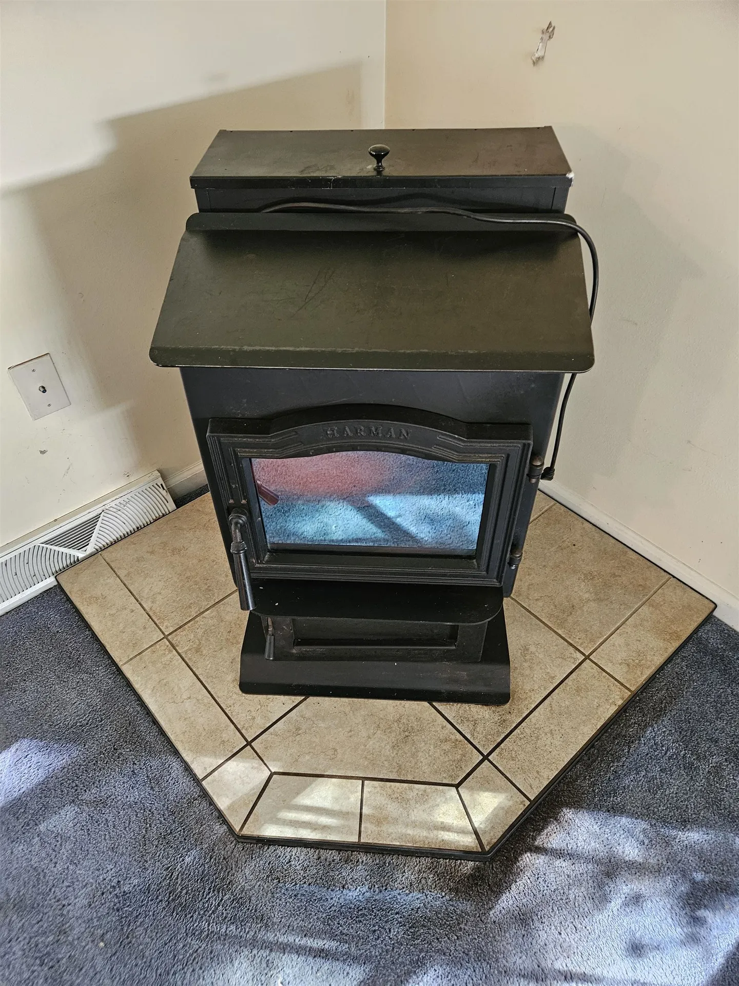 21 Brandon Place Claremont NH 03743