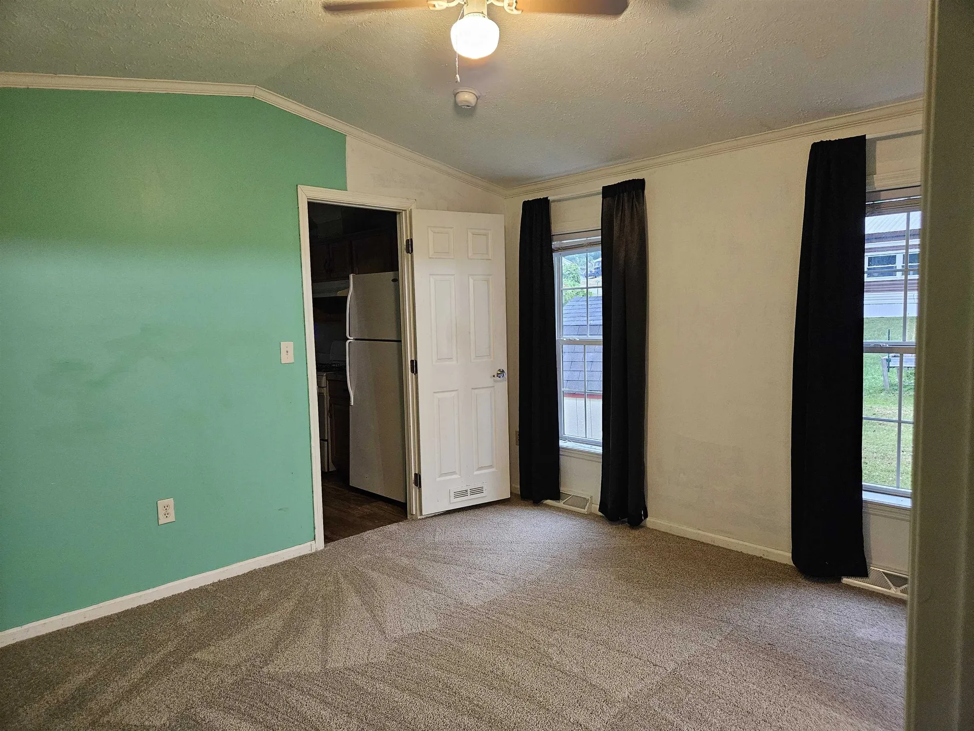 21 Brandon Place Claremont NH 03743