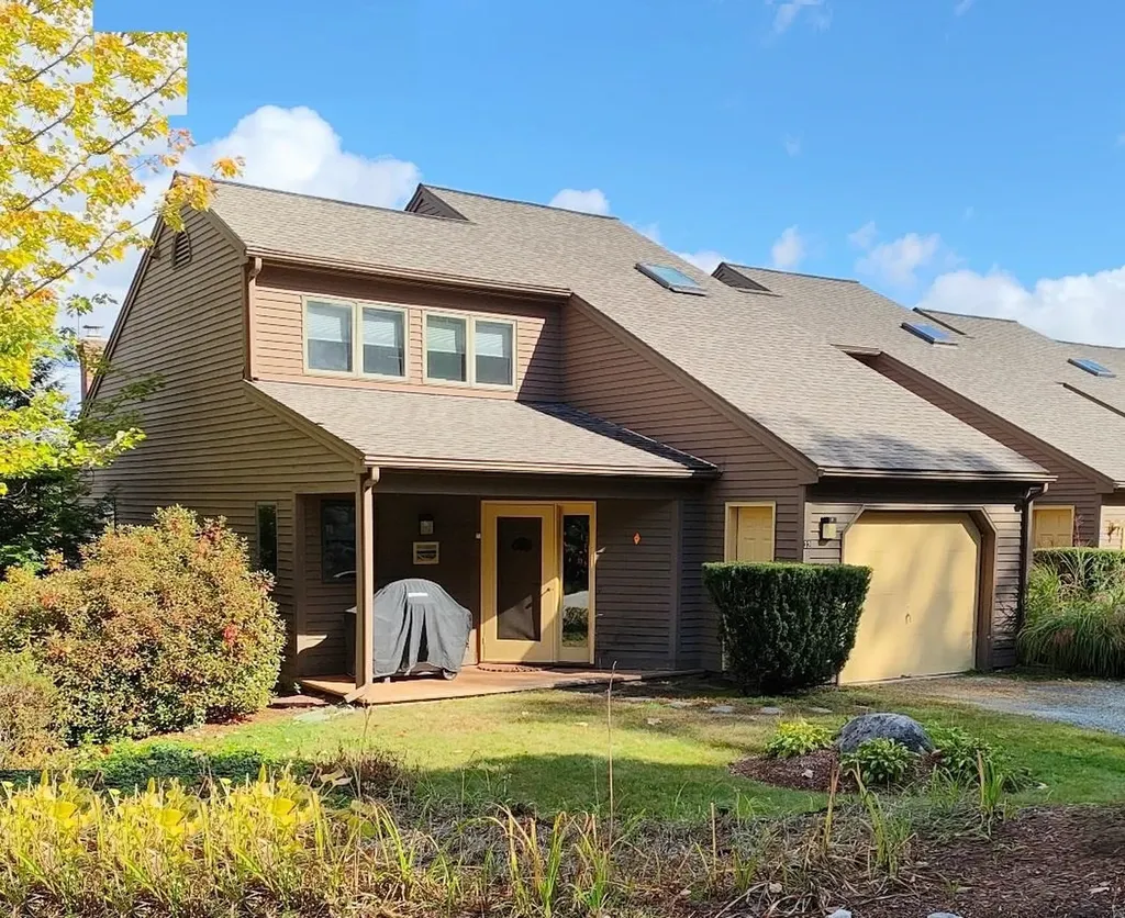 41 Woodbury Drive Bristol NH 03222