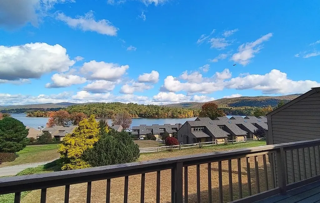 41 Woodbury Drive Bristol NH 03222