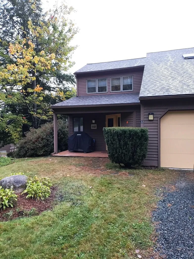 41 Woodbury Drive Bristol NH 03222