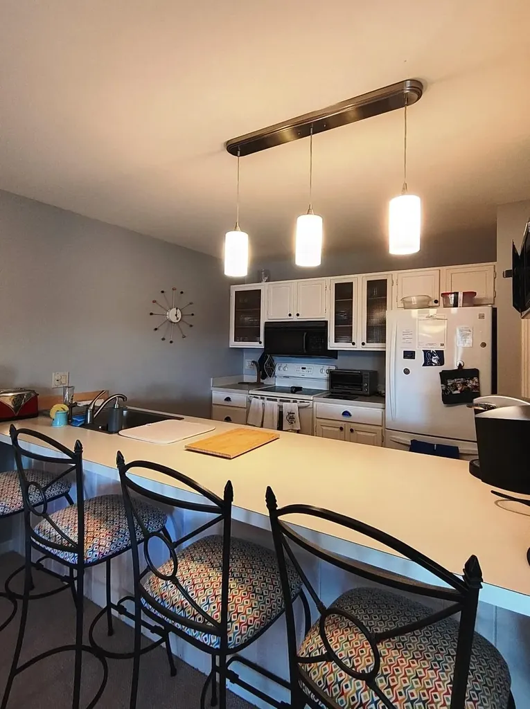 41 Woodbury Drive Bristol NH 03222