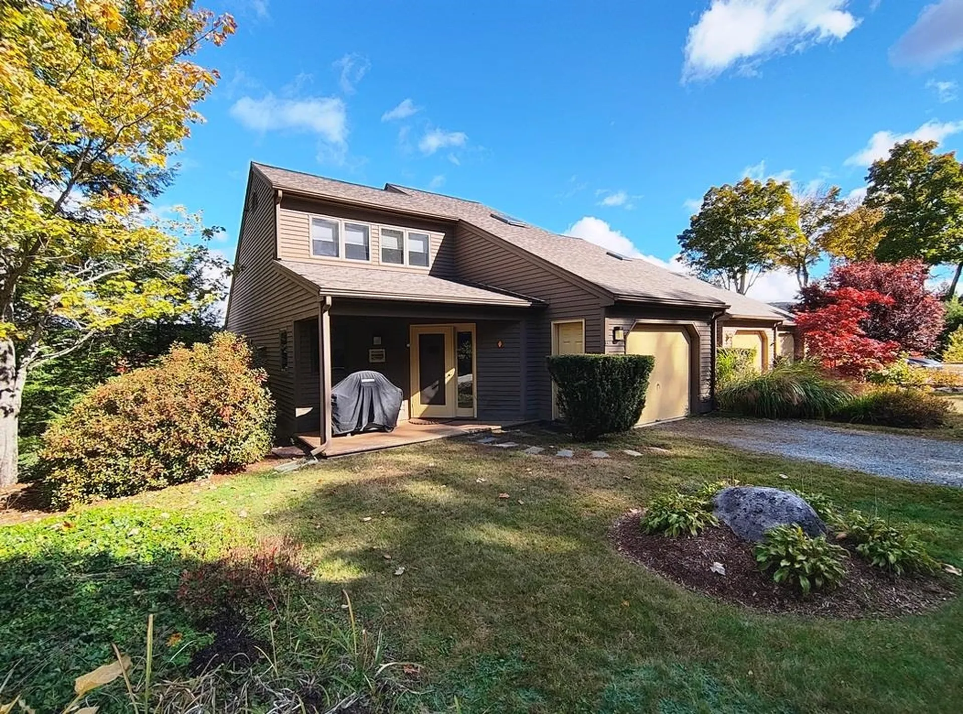 Bristol NH, 41 Woodbury Drive, Unit 32