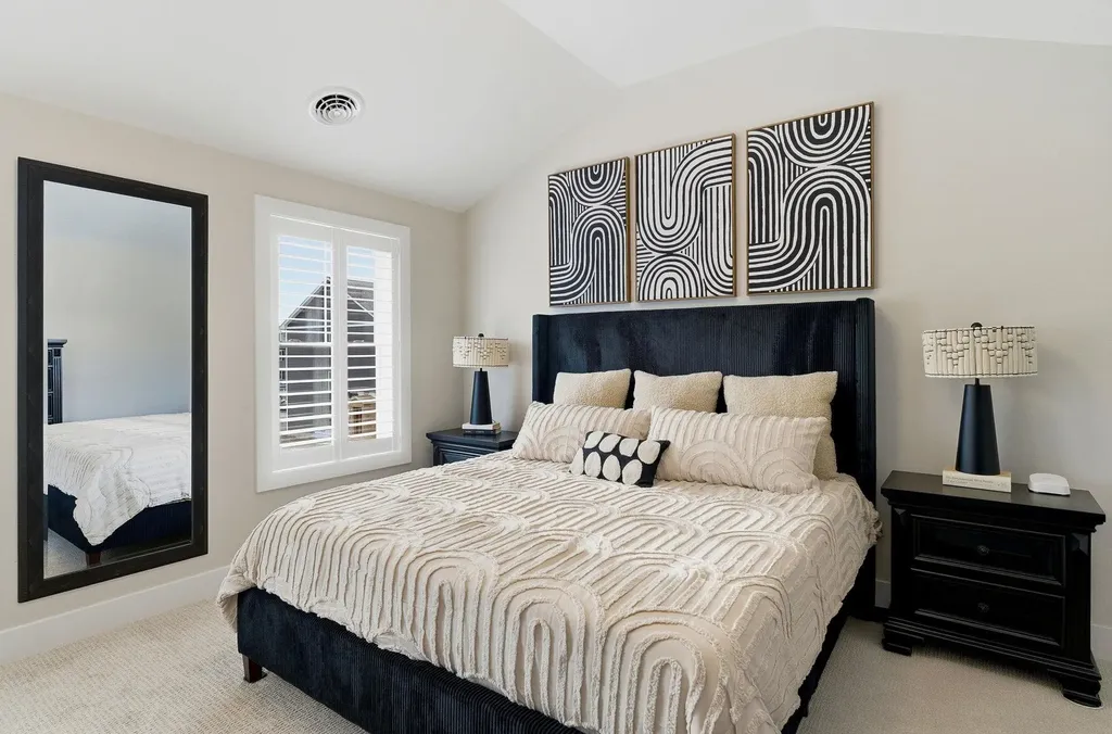 1 Elise Avenue Londonderry NH 03053