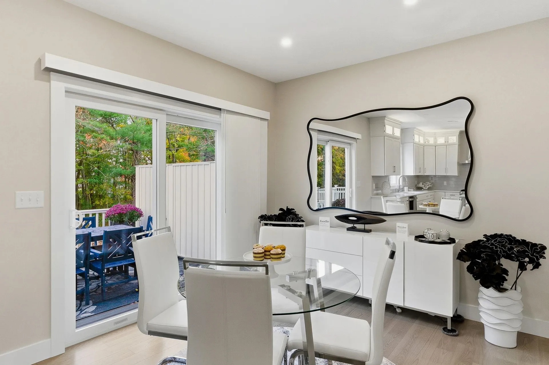 1 Elise Avenue Londonderry NH 03053