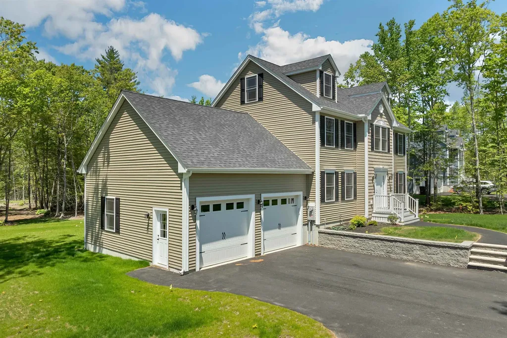 15 Bald Hill Road Raymond NH 03077