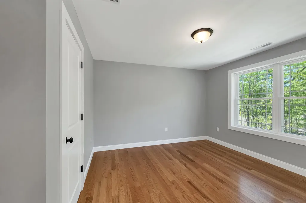 15 Bald Hill Road Raymond NH 03077