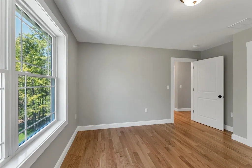 15 Bald Hill Road Raymond NH 03077