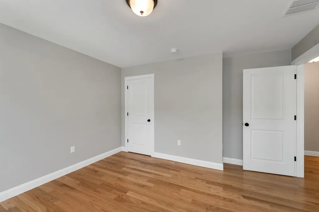15 Bald Hill Road Raymond NH 03077