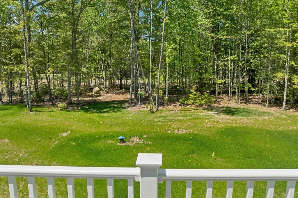 15 Bald Hill Road Raymond NH 03077