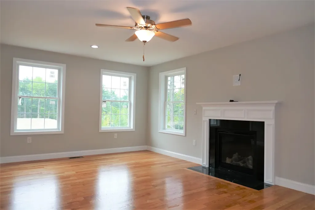 15 Bald Hill Road Raymond NH 03077