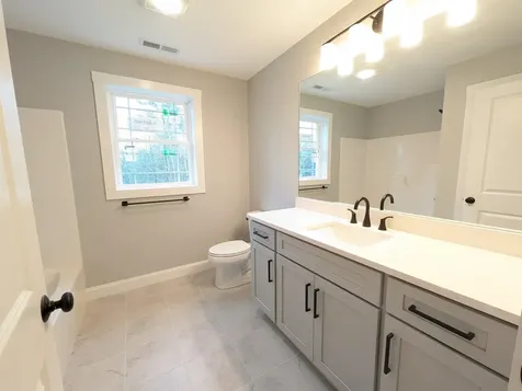15 Bald Hill Road Raymond NH 03077