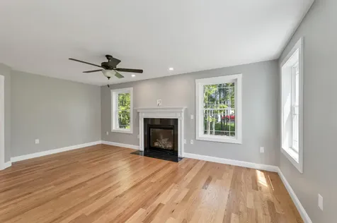 15 Bald Hill Road Raymond NH 03077