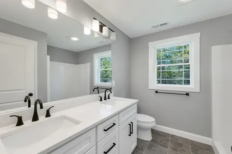 15 Bald Hill Road Raymond NH 03077