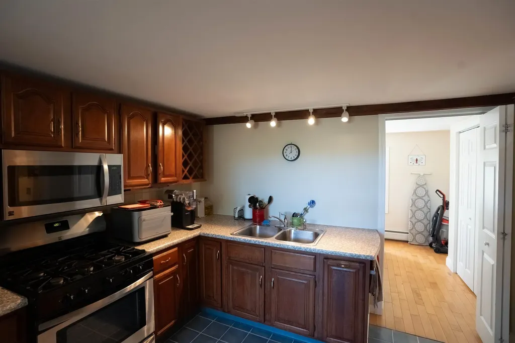 101 Macrae Road Colchester VT 05446