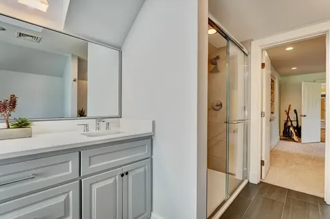 239 Gosport Road Portsmouth NH 03801