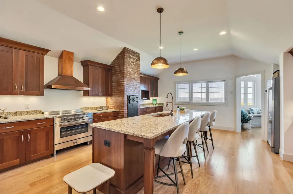 477 E Mountain Road Peterborough NH 03458