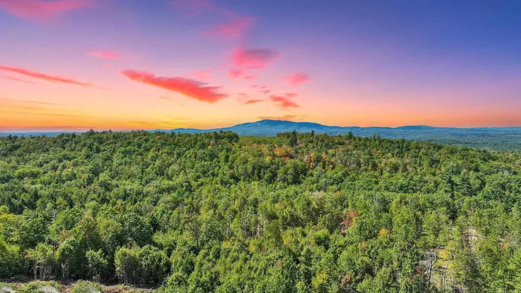 477 E Mountain Road Peterborough NH 03458