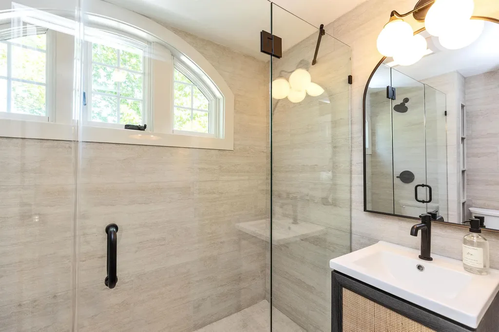 477 E Mountain Road Peterborough NH 03458