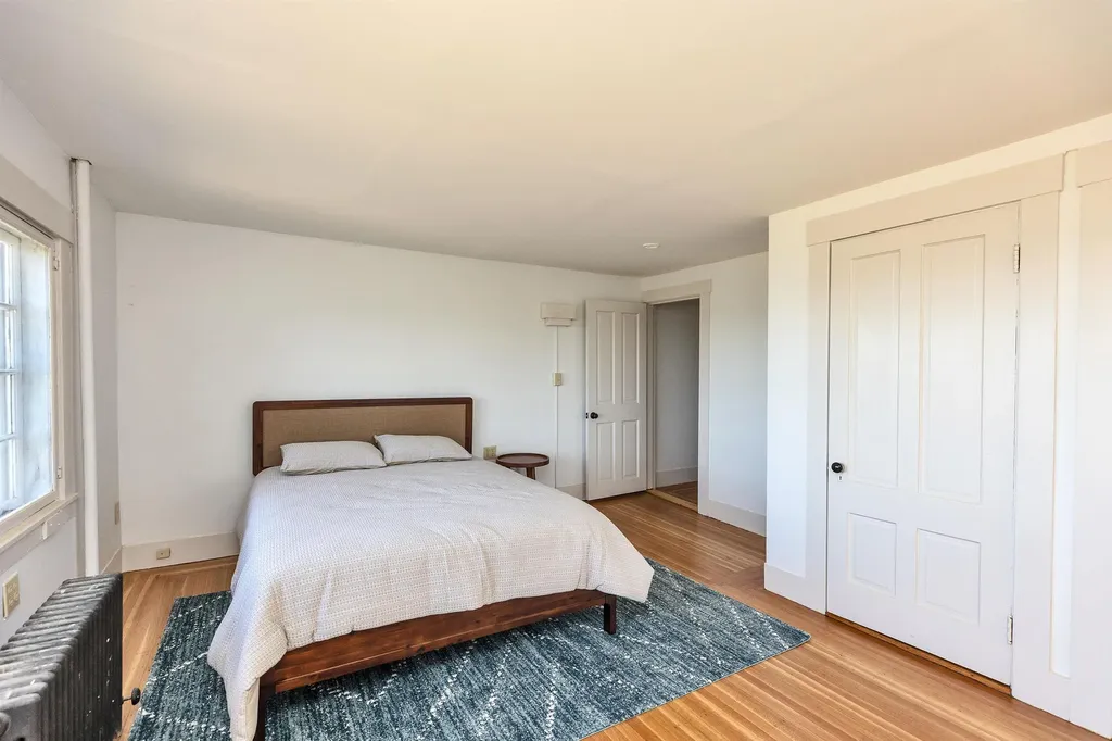 477 E Mountain Road Peterborough NH 03458