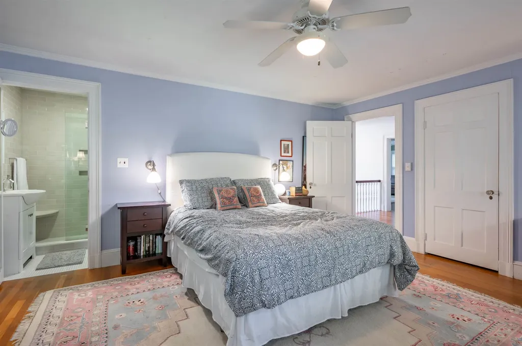 73 Berkeley Street Nashua NH 03064-1939