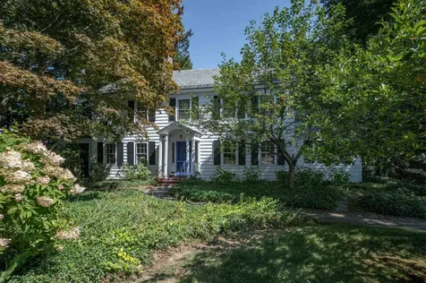 73 Berkeley Street Nashua NH 03064-1939