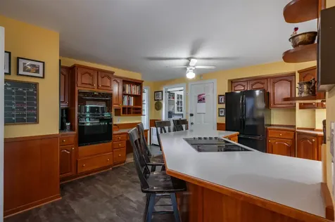 73 Berkeley Street Nashua NH 03064-1939