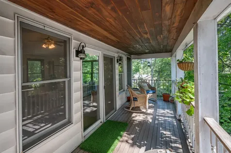 73 Berkeley Street Nashua NH 03064-1939