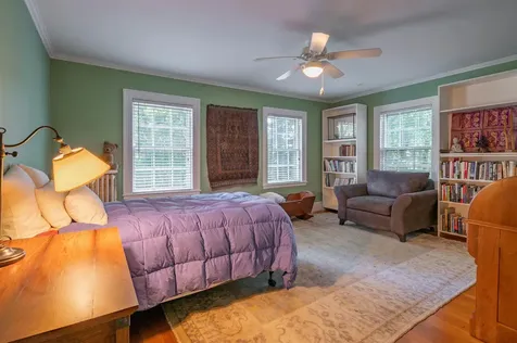 73 Berkeley Street Nashua NH 03064-1939