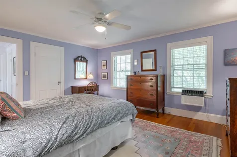 73 Berkeley Street Nashua NH 03064-1939