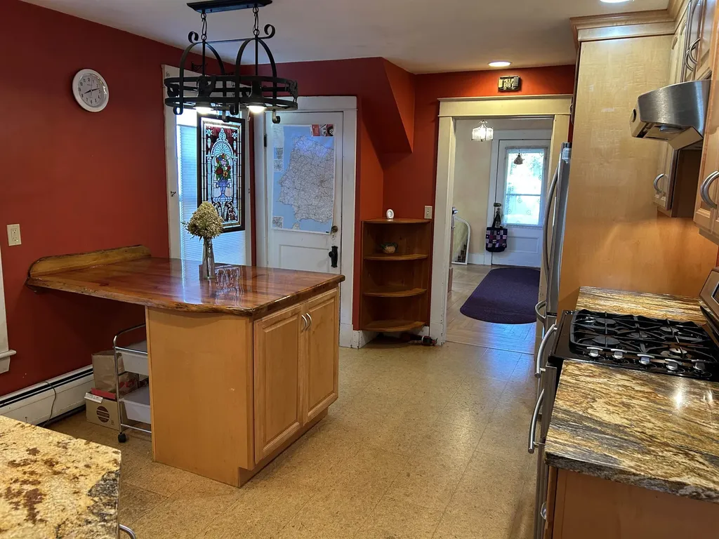 38 Kendall Avenue Rutland City VT 05701