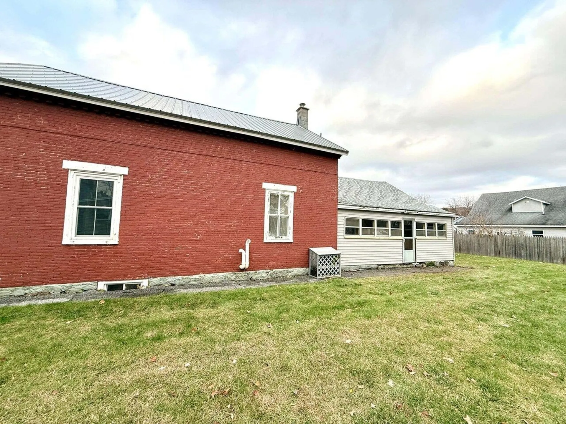 19 North Elm Street St. Albans City VT 05478