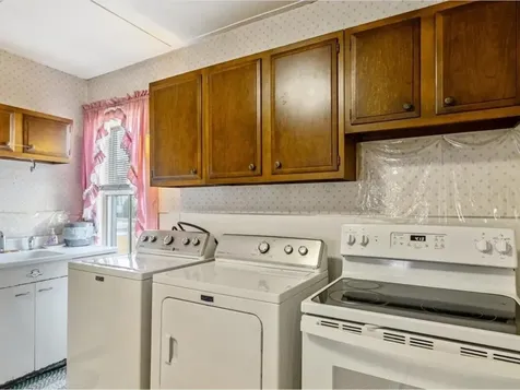 19 North Elm Street St. Albans City VT 05478