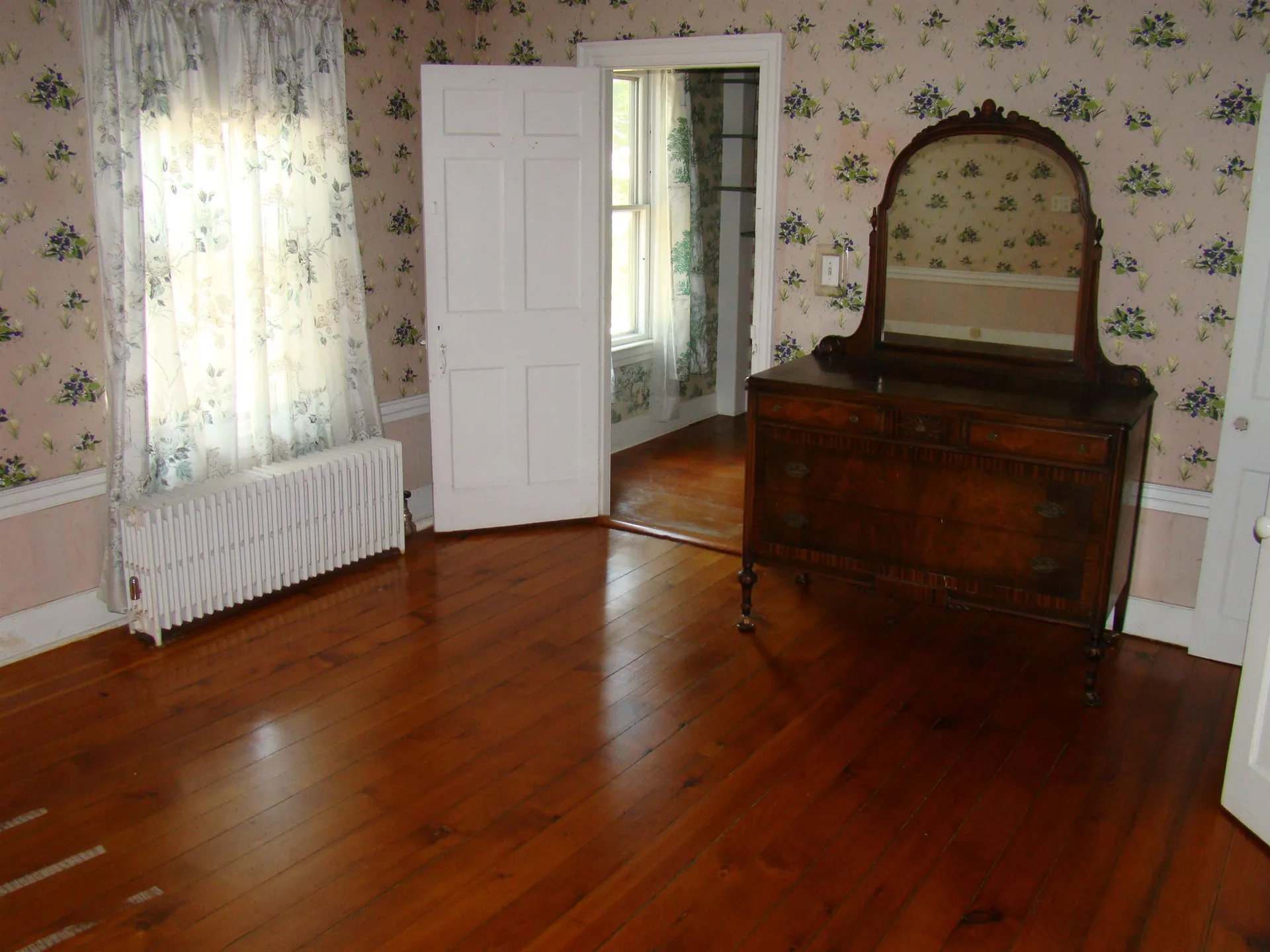 1441 East Main Street Poultney VT 05764