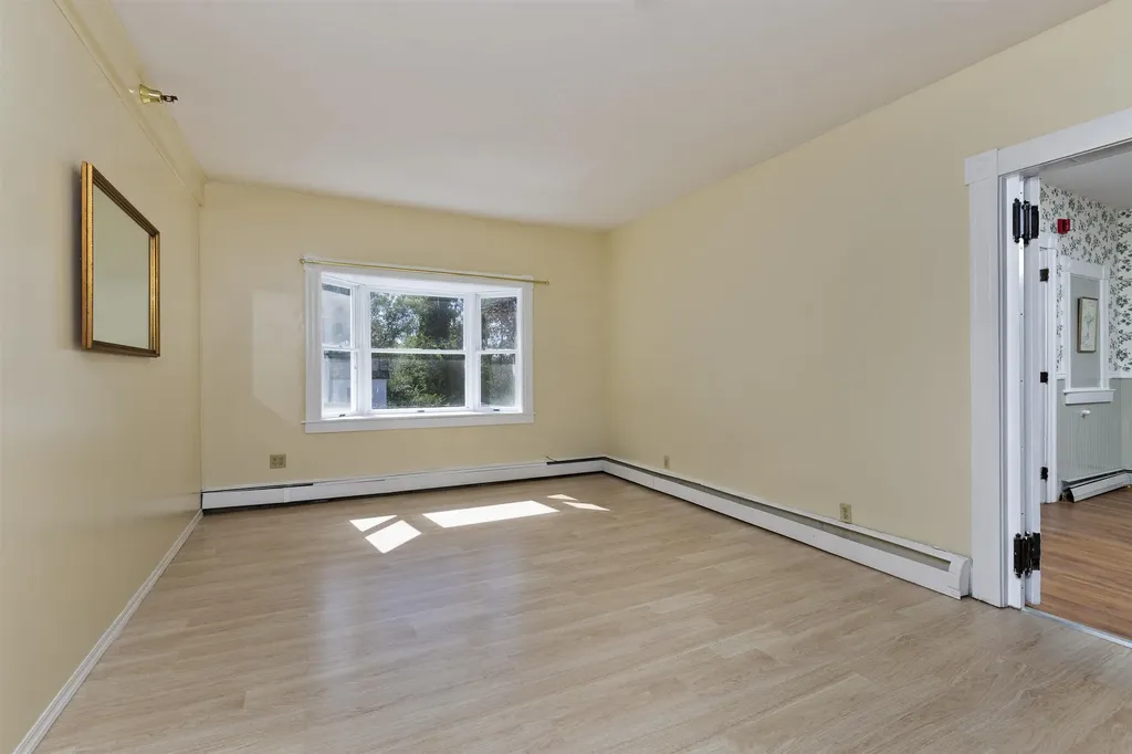 207 River Road Lyme NH 03768